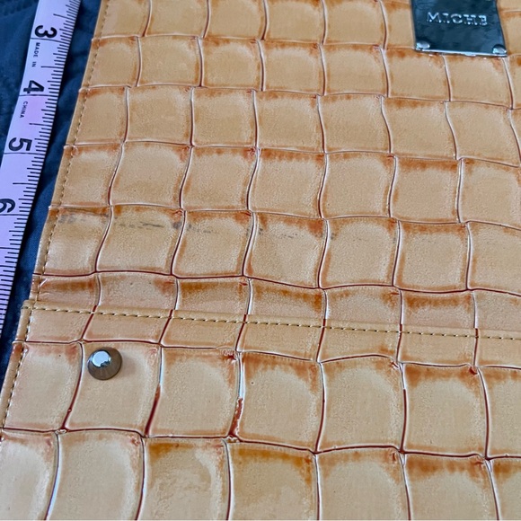 The Chloe Classic Shell for a Miche Base Bag - Picture 7 of 8